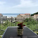 Guesthouse Duce *