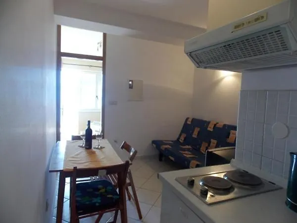 아파트 Guesthouse Duce