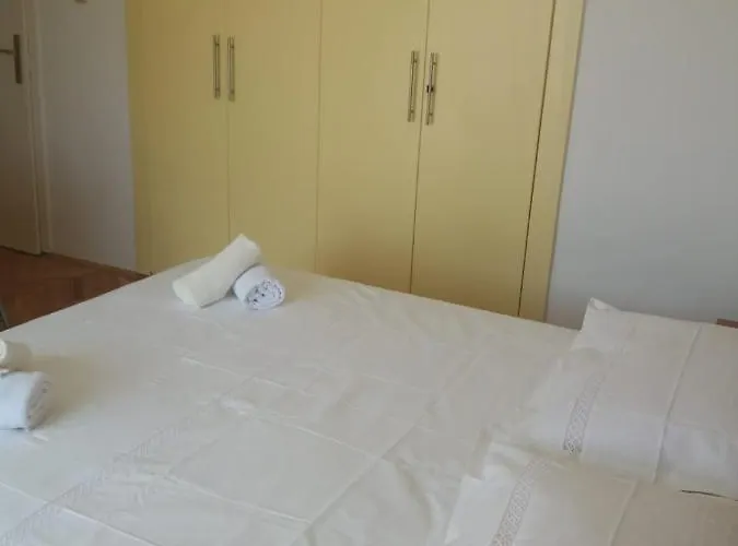 Guesthouse Duce *