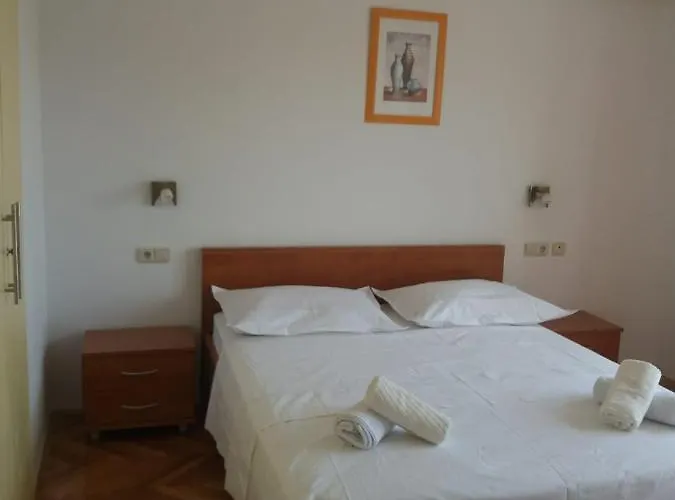 Guesthouse Duce 아파트 Duće