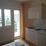 Guesthouse Duce アパート