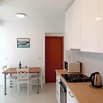 Guesthouse Duce *