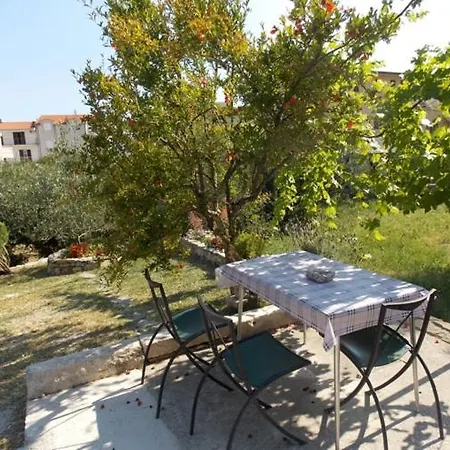 Guesthouse Duce Apartment