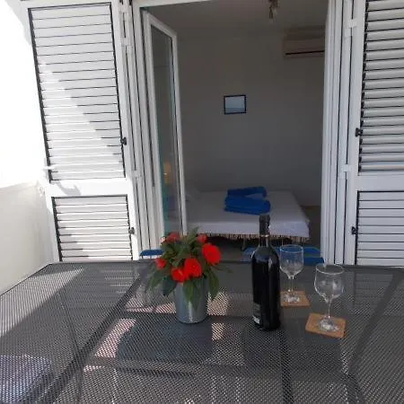 Guesthouse Duce Duce