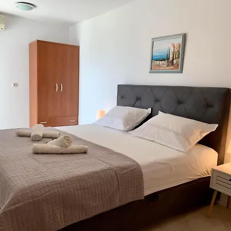 Guesthouse Duce Duce