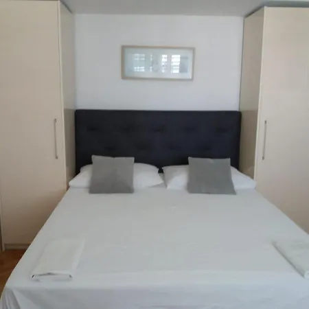 Guesthouse Duce * Duće