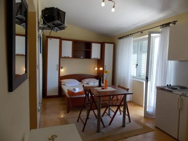 Appartement Guesthouse Duce