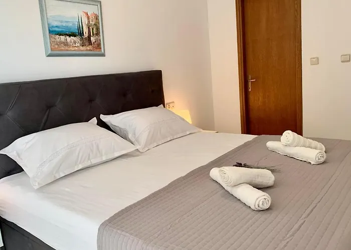 Guesthouse Duce (4174) Appartement Duće
