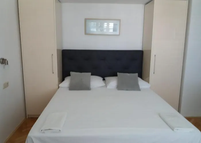 Guesthouse Duce * Duće